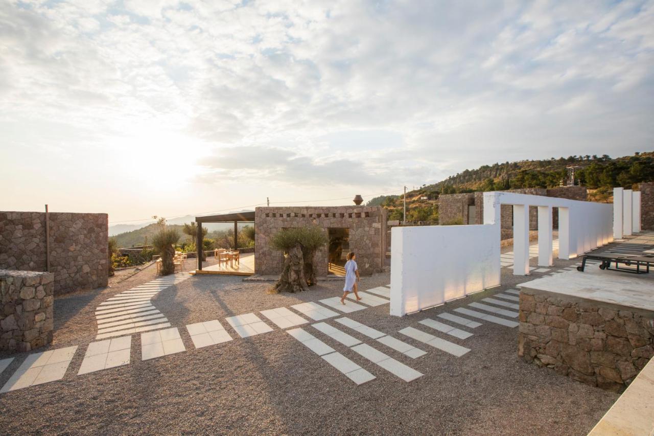 Momos Otel (Adults Only) Ayvacik Exterior photo